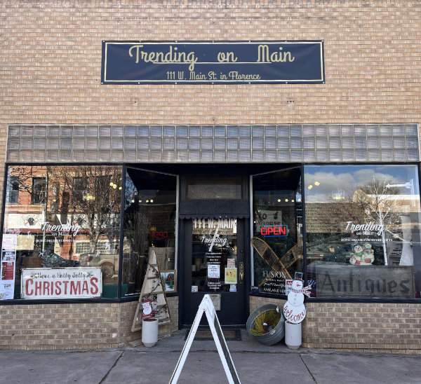 Front of Trending on Main in Florence, Colorado