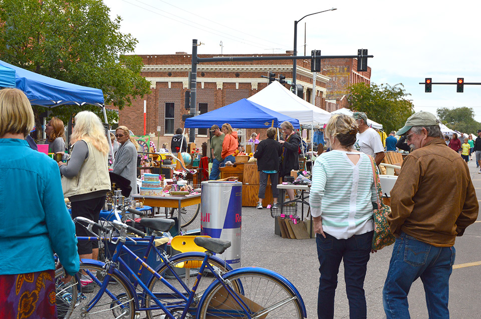 Main Street shoppers